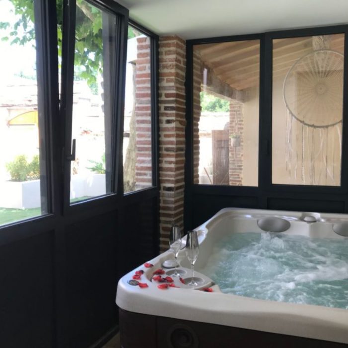 jacuzzi privé à Toulouse