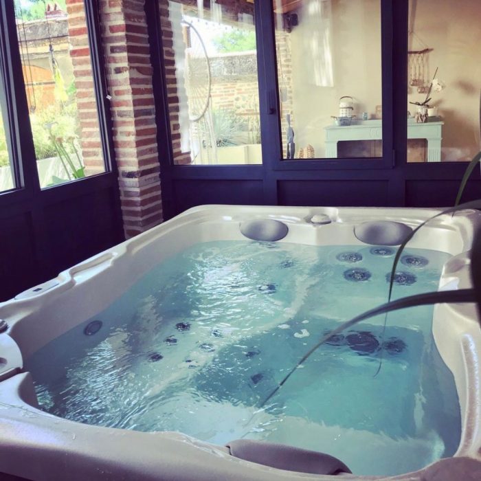 nuit romantique jacuzzi Occitanie